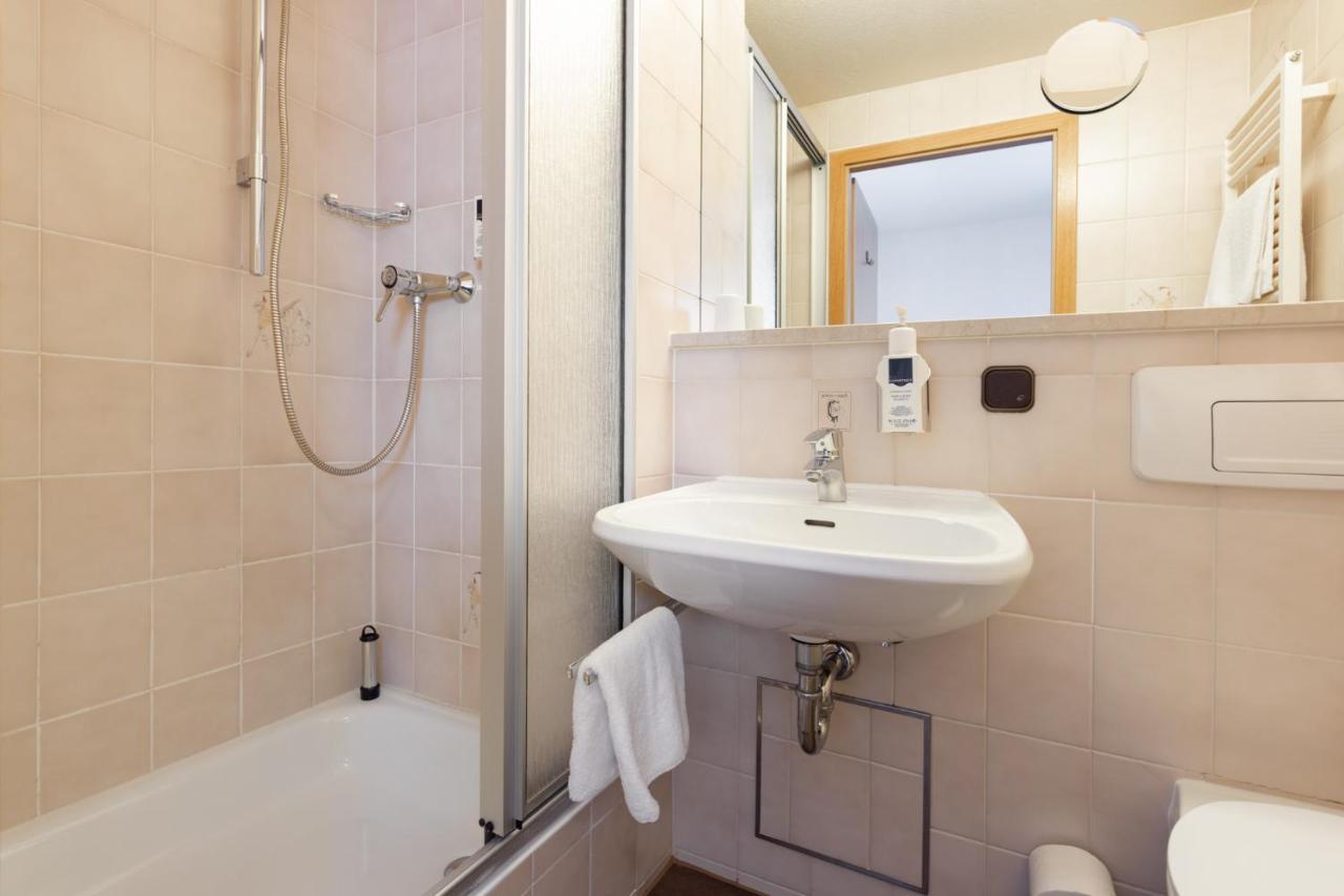 Akzent Hotel Meerfraeulein Wemding Dış mekan fotoğraf
