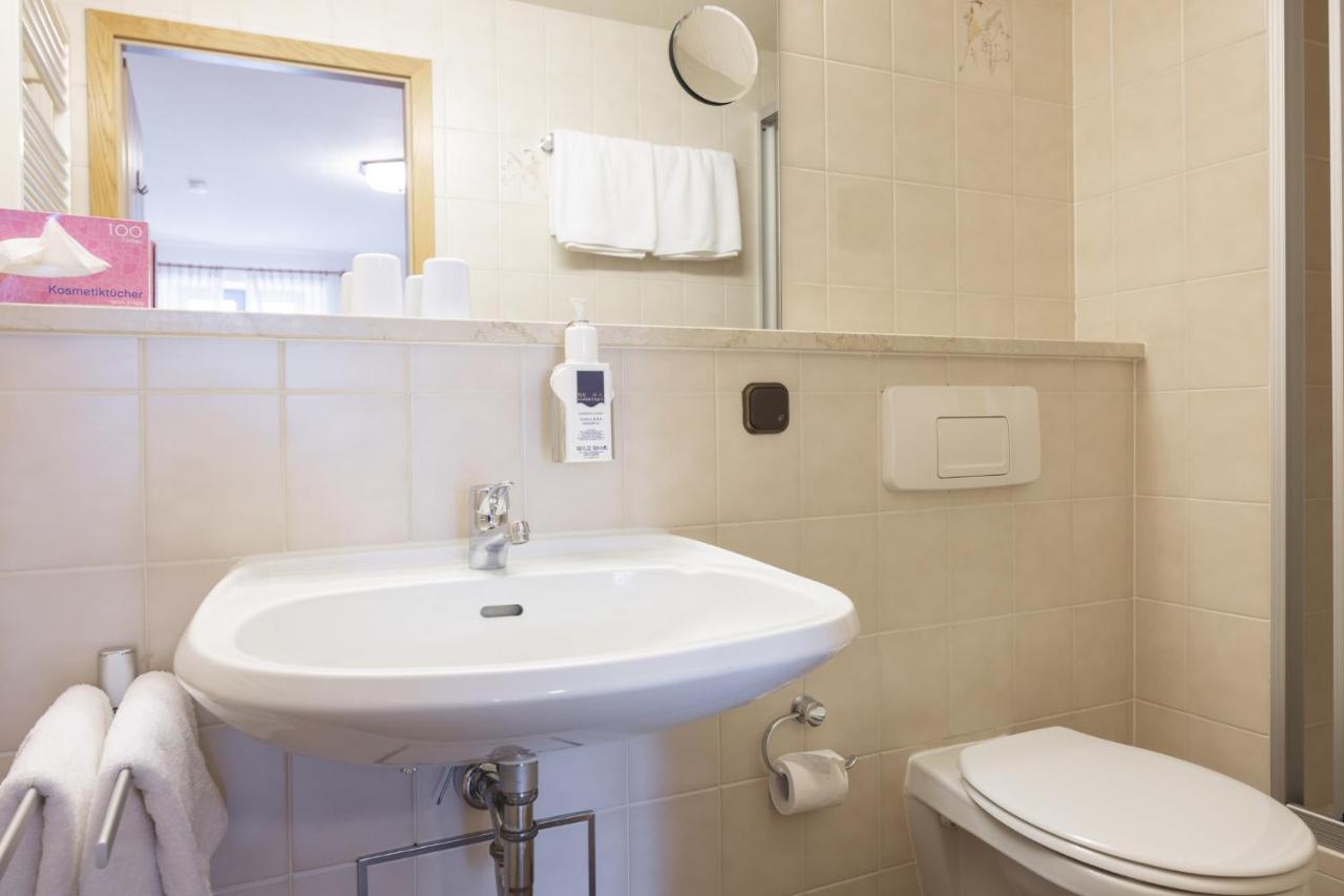 Akzent Hotel Meerfraeulein Wemding Dış mekan fotoğraf