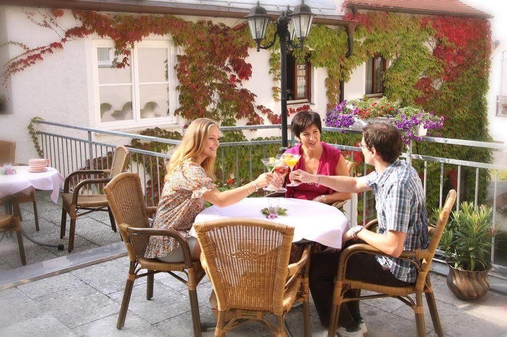 Akzent Hotel Meerfraeulein Wemding Dış mekan fotoğraf